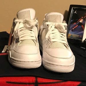Air Jordan 4 Retro